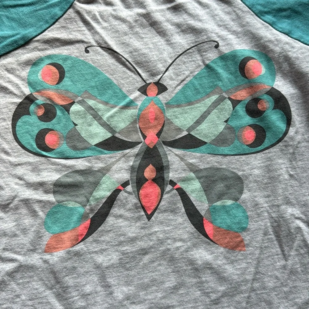 Size 8 Tea Collection cotton butterfly print tee